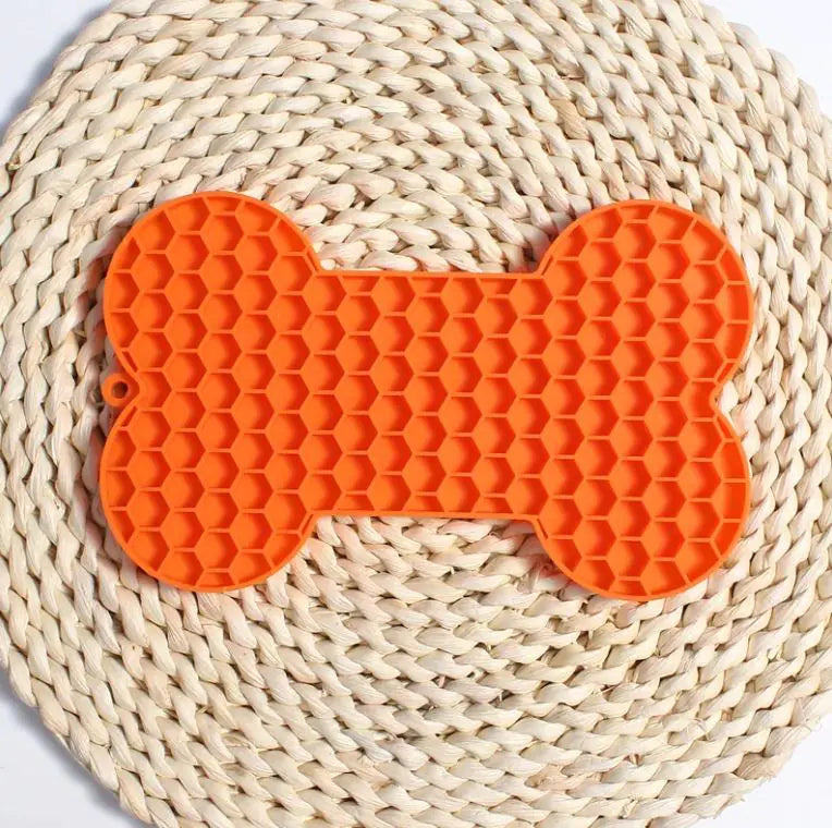 DuangDuang™ Bone Silicone Licking Slow-Feed Mat